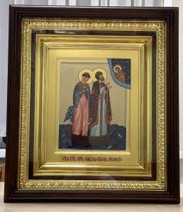 Икона «Петр и Феврония» в резном киоте Новомосковск